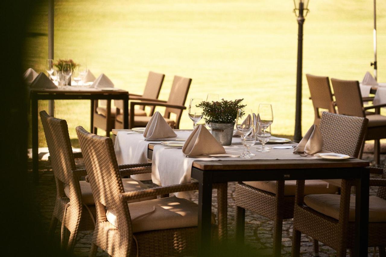 Gaestehaus Am Wasserschloss & Restaurant Wasserschloss Inzlingen Exterior foto